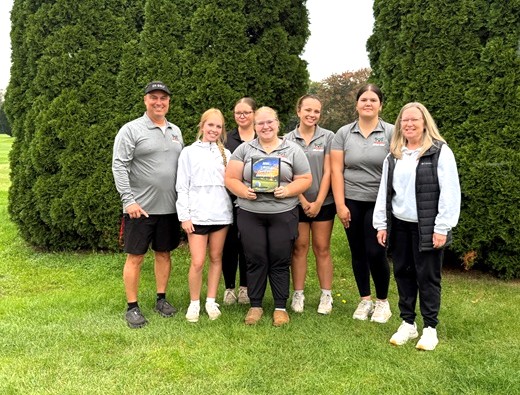 Colon-Mendon girls golf team win LMIGG League Championship